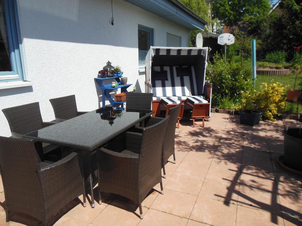 Ferienwohnung Familie Huebner Lubeck Exterior photo